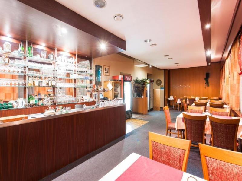 Hotel Grand image