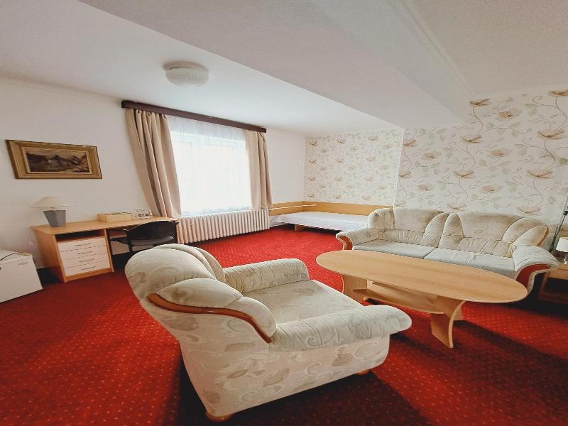 Hotel Grand image