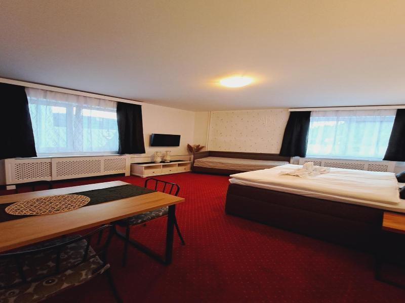 Hotel Grand image