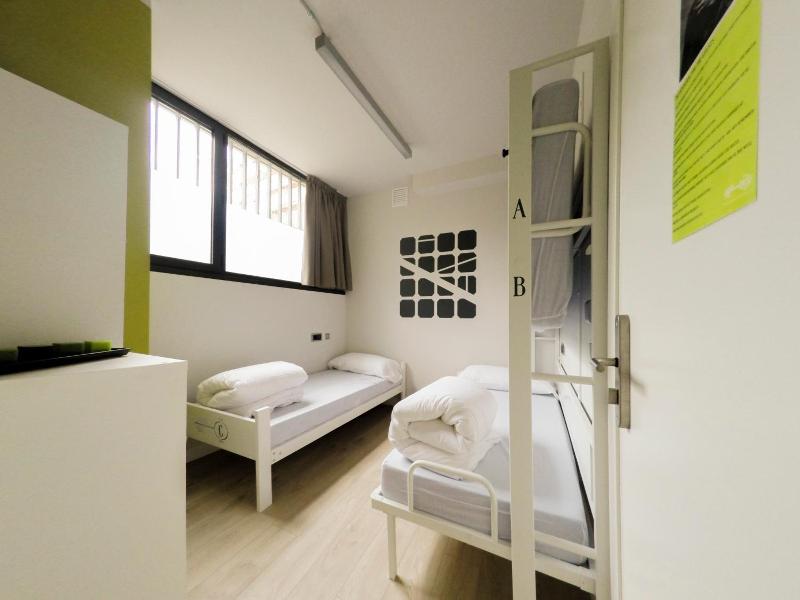 Room018bcn image