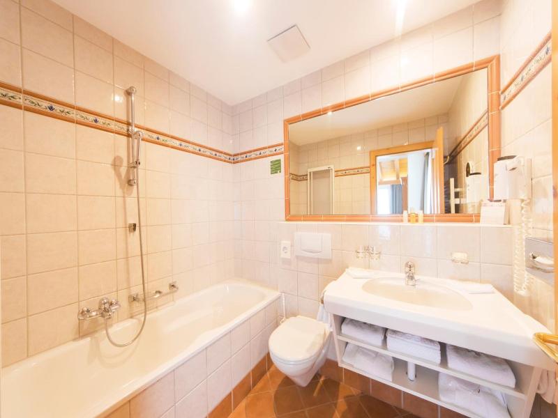 Waldpark Hotel Garni image