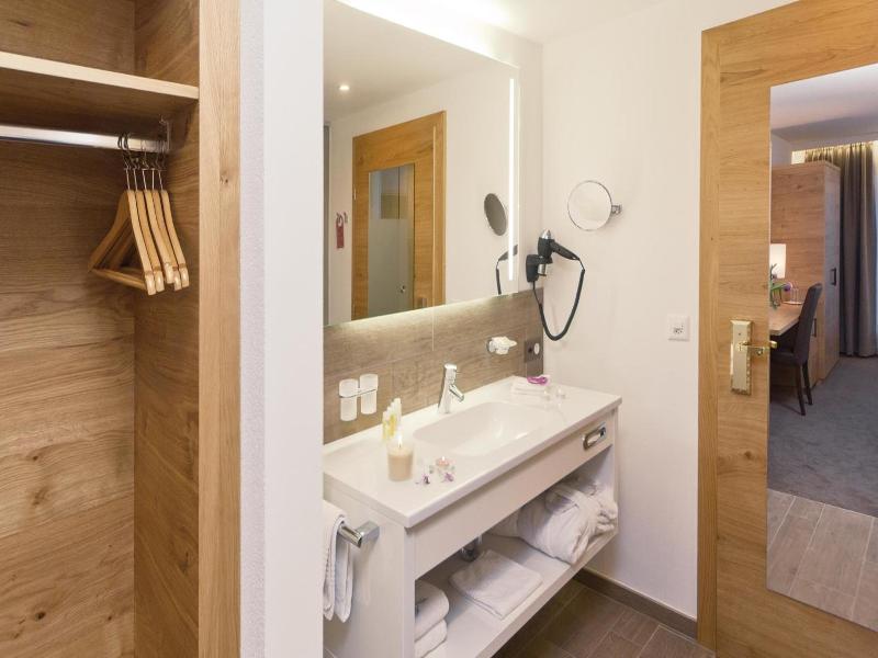 Waldpark Hotel Garni image