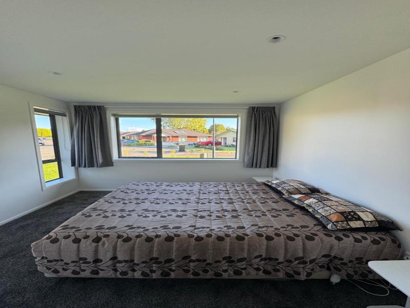 Red Tussock Motel image