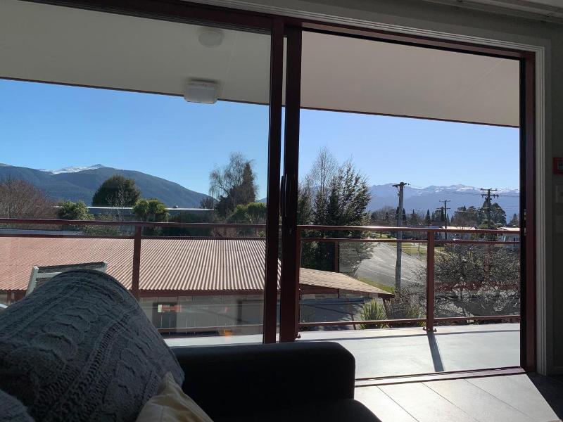 Red Tussock Motel image