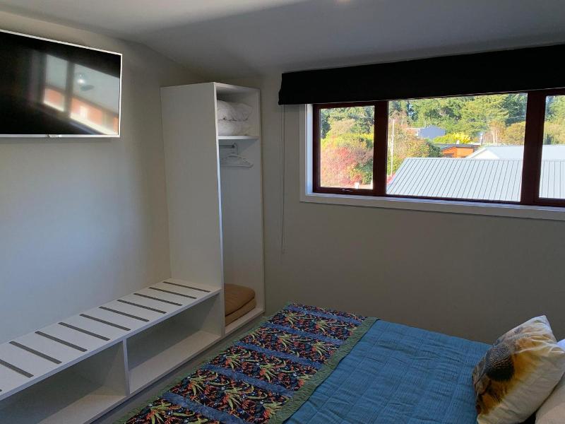 Red Tussock Motel image