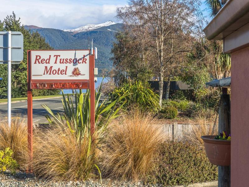 Red Tussock Motel image