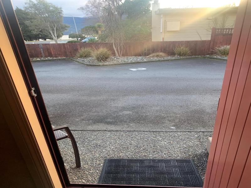Red Tussock Motel image