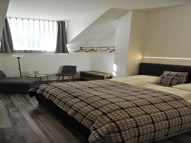 City Zimmer Appartement Dina Mariner image