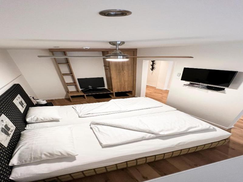 City Zimmer Appartement Dina Mariner image