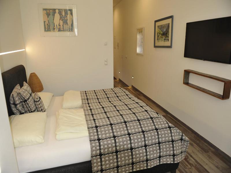 City Zimmer Appartement Dina Mariner image