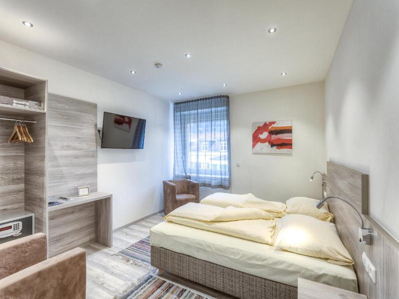 City Zimmer Appartement Dina Mariner image