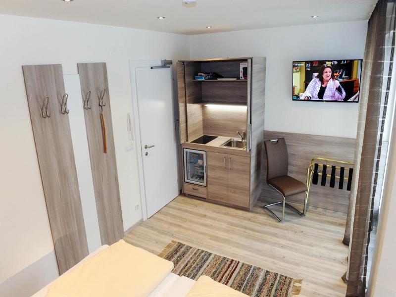 City Zimmer Appartement Dina Mariner image
