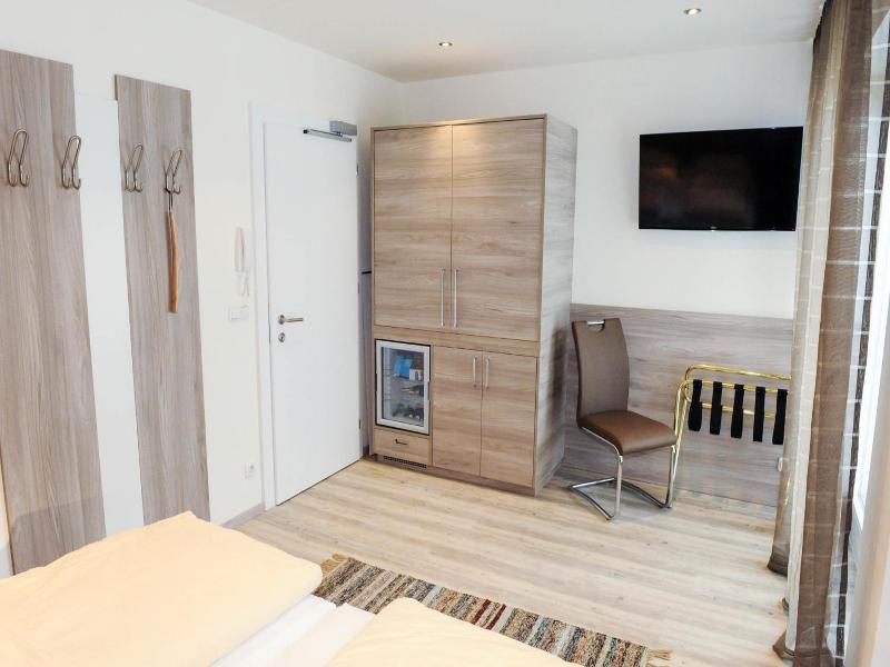 City Zimmer Appartement Dina Mariner image