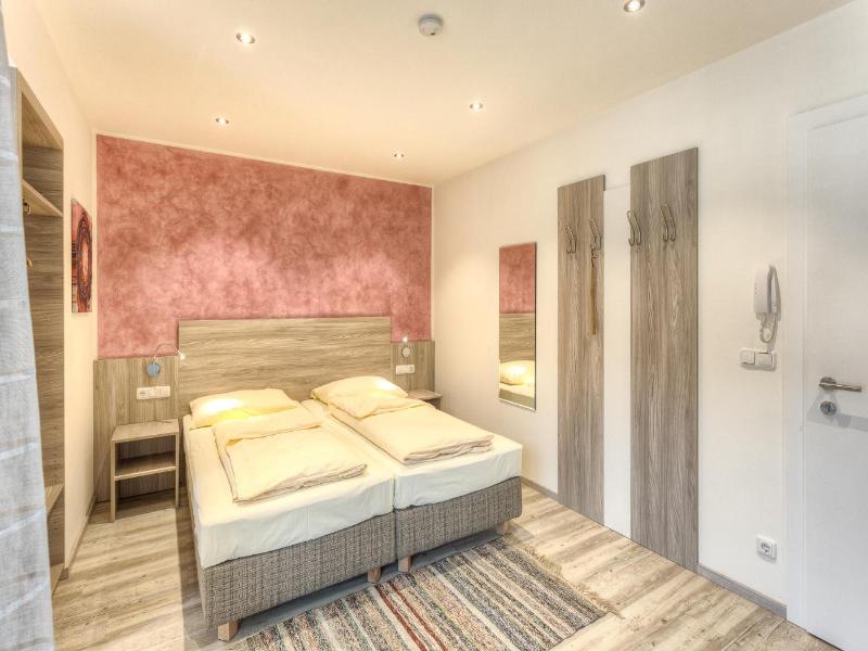 City Zimmer Appartement Dina Mariner image