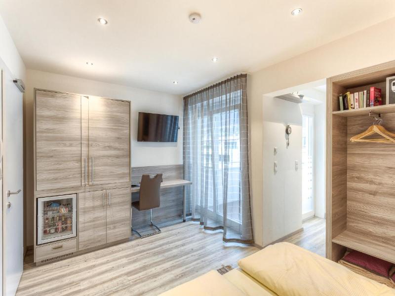 City Zimmer Appartement Dina Mariner image
