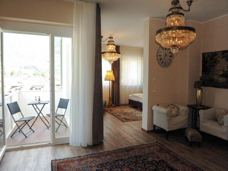 City Zimmer Appartement Dina Mariner image