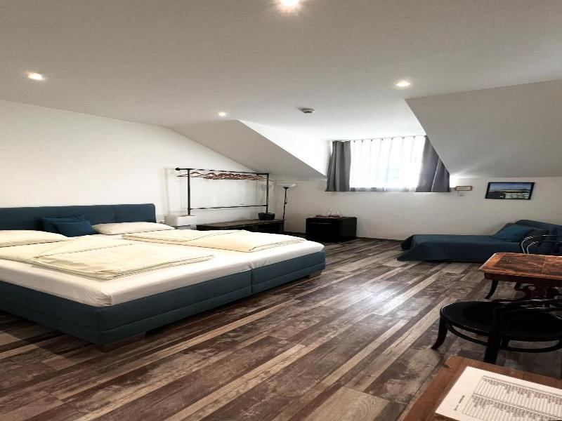 City Zimmer Appartement Dina Mariner image