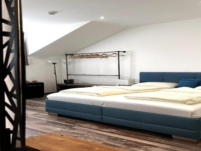 City Zimmer Appartement Dina Mariner image