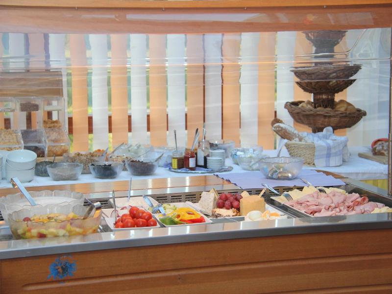 Simon Hotel Cafv image
