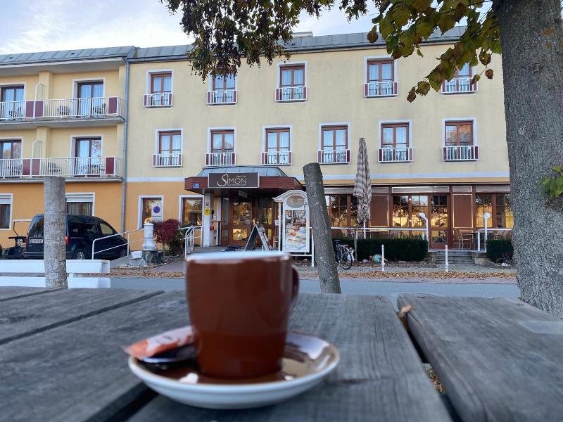 Simon Hotel Cafv image