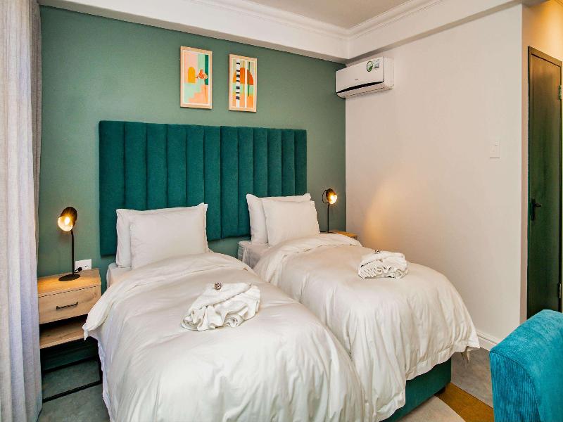 Parliament Hotel image