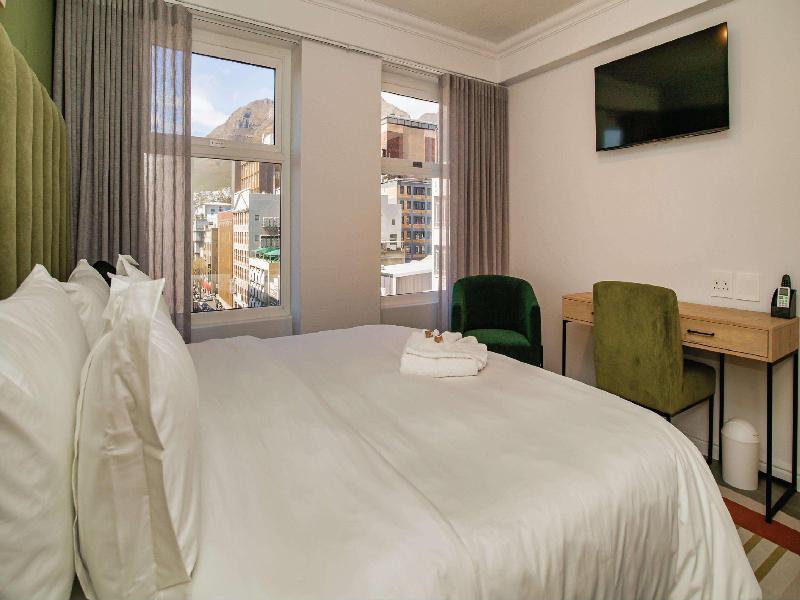 Parliament Hotel image