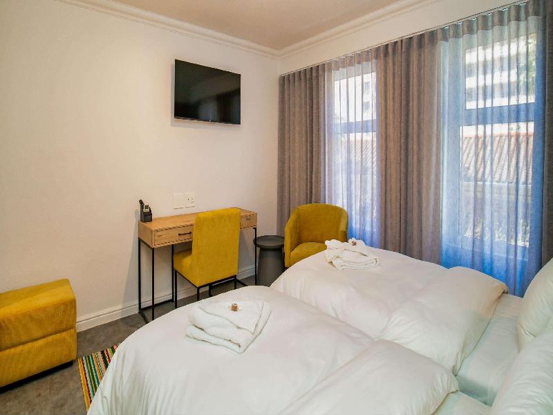 Parliament Hotel image