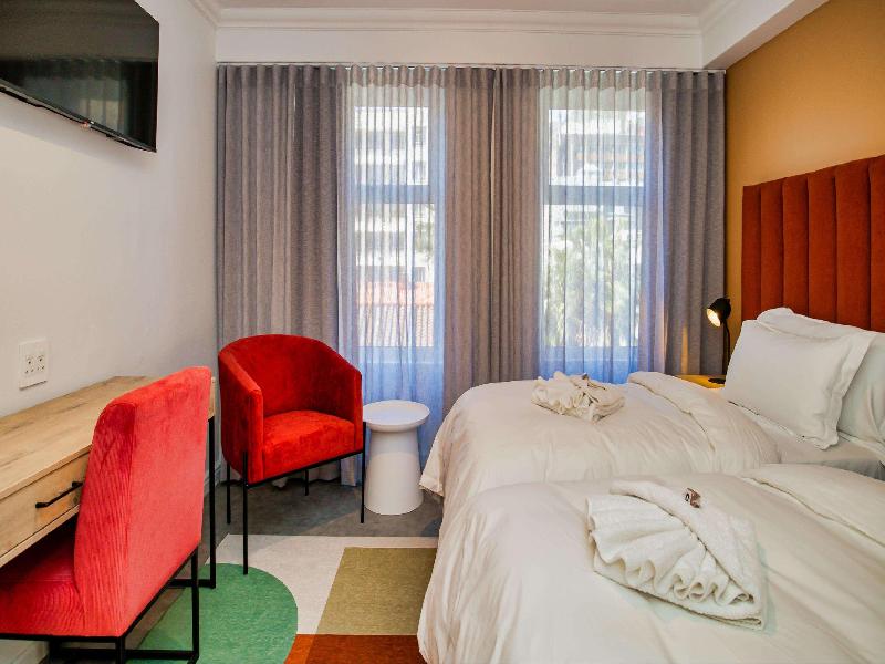 Parliament Hotel image