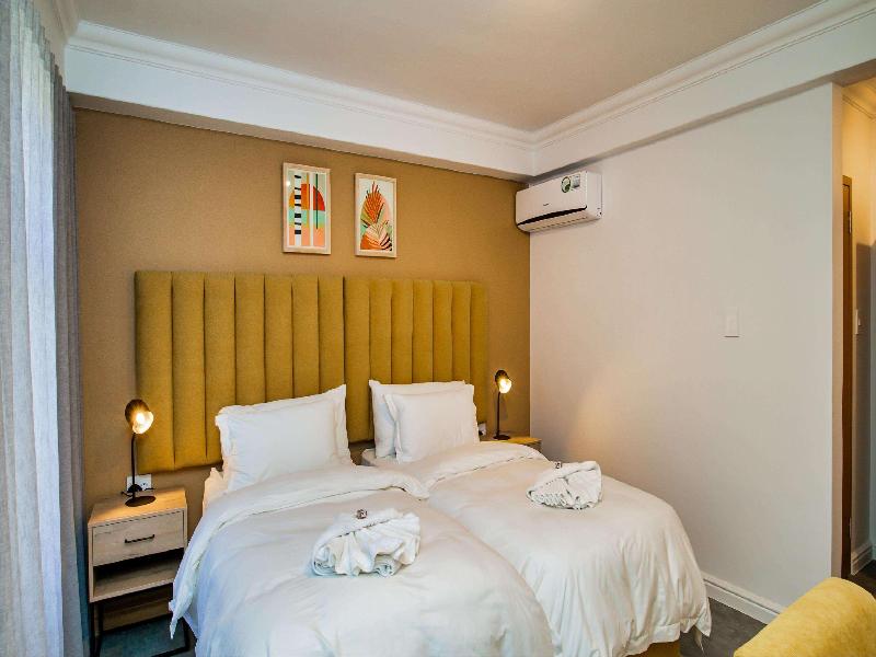 Parliament Hotel image
