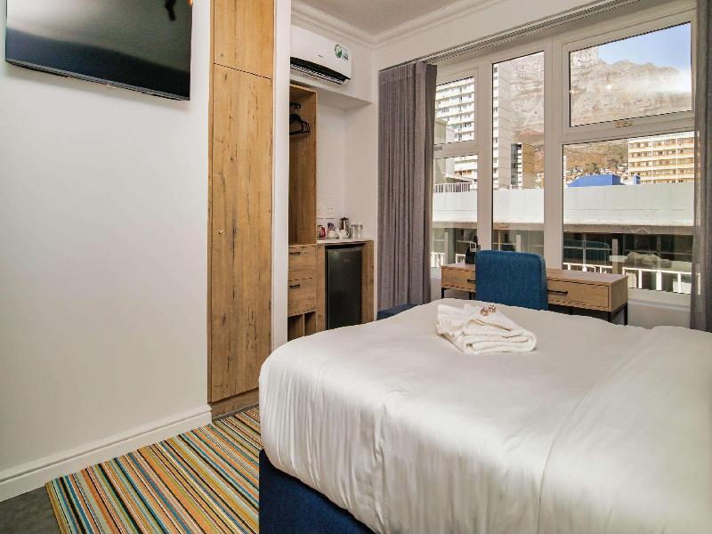 Parliament Hotel image