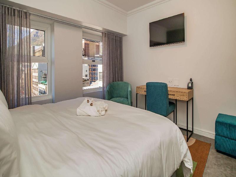 Parliament Hotel image