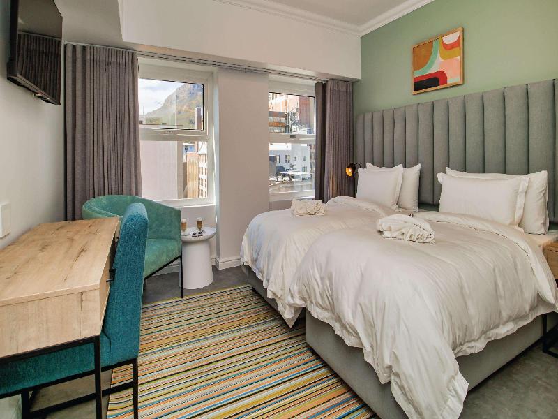 Parliament Hotel image
