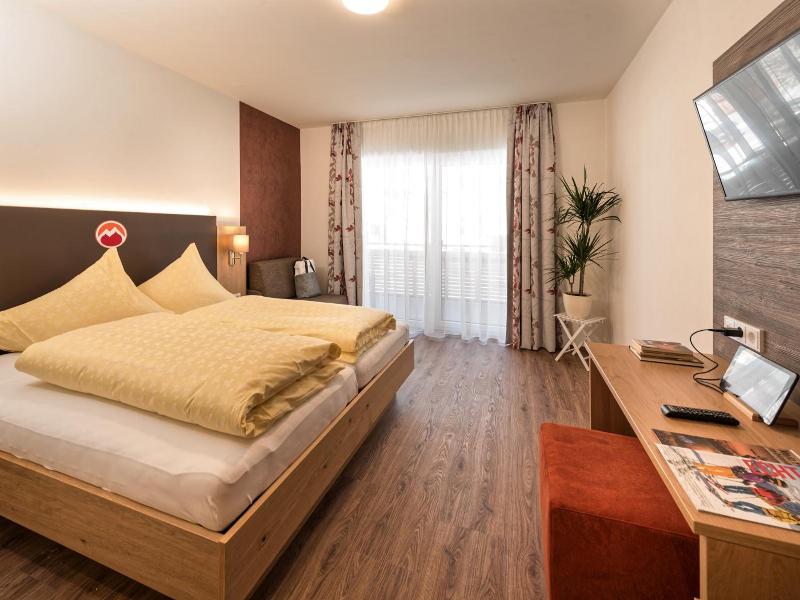 Hotel Alpenfeuer Montafon image