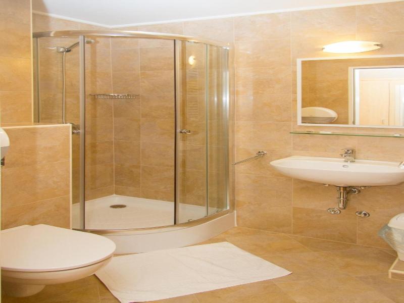 Nimrv D Hotel V S Vatterem image