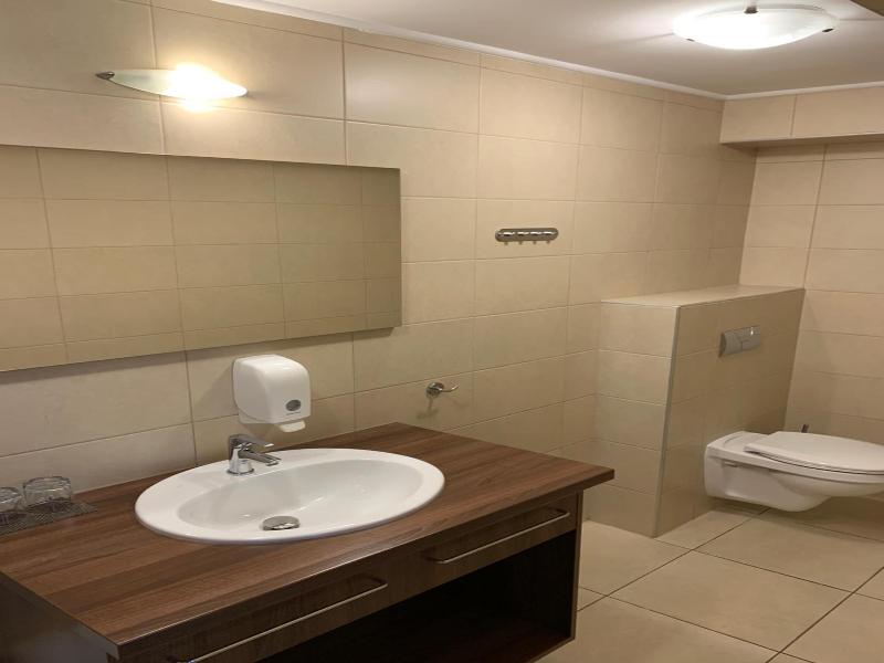 Nimrv D Hotel V S Vatterem image