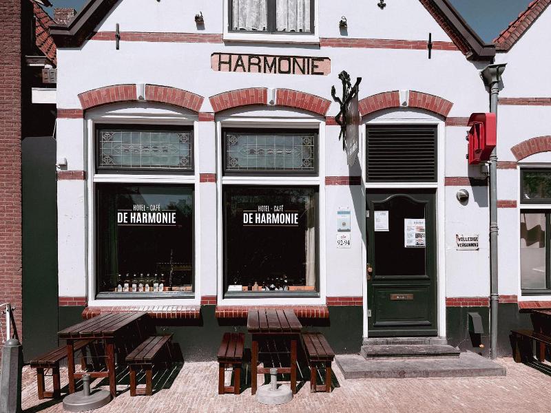 Hotel Cafe De Harmonie image