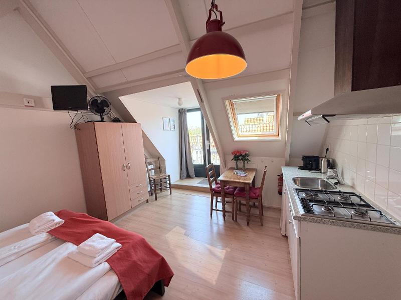 Hotel Cafe De Harmonie image