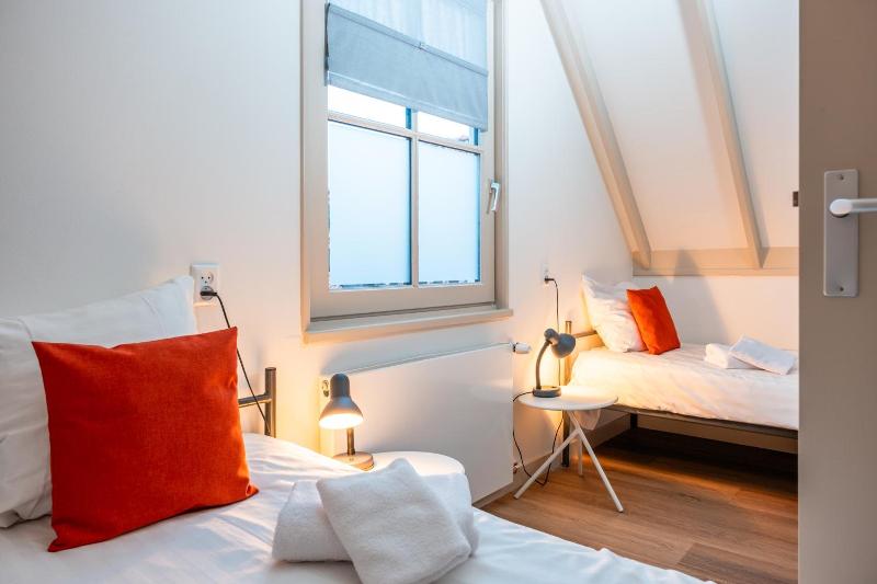 Hotel Cafe De Harmonie image