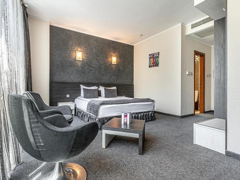 Hotel Noris image