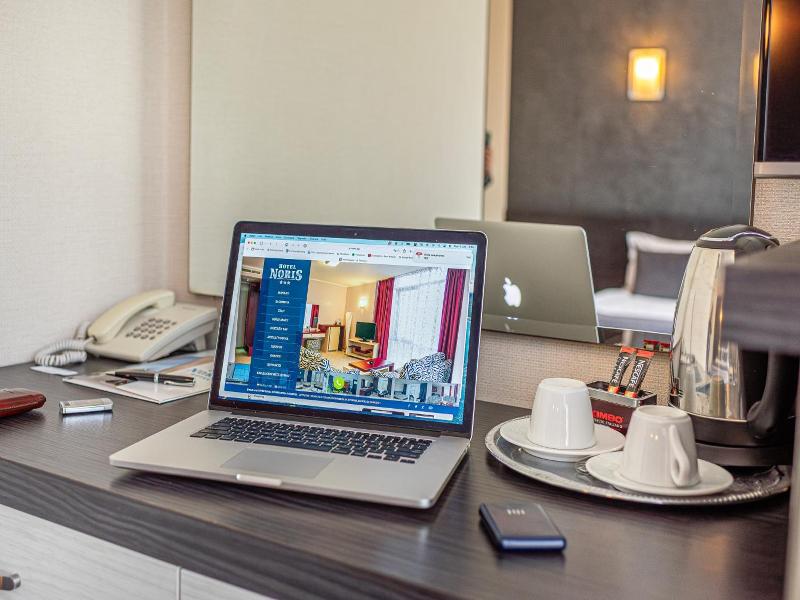 Hotel Noris image