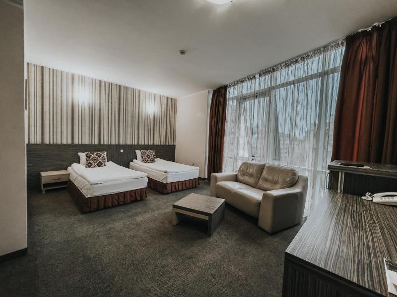 Hotel Noris image