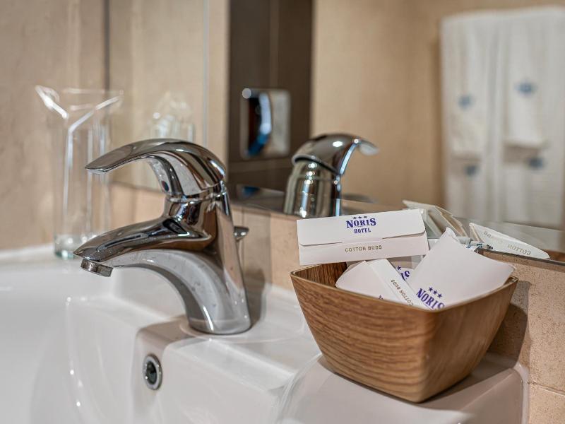 Hotel Noris image