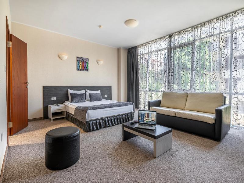 Hotel Noris image