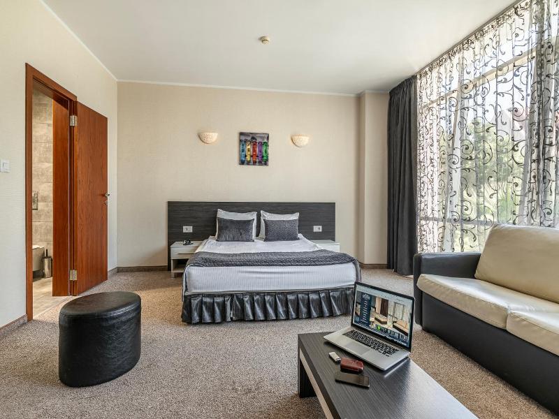Hotel Noris image