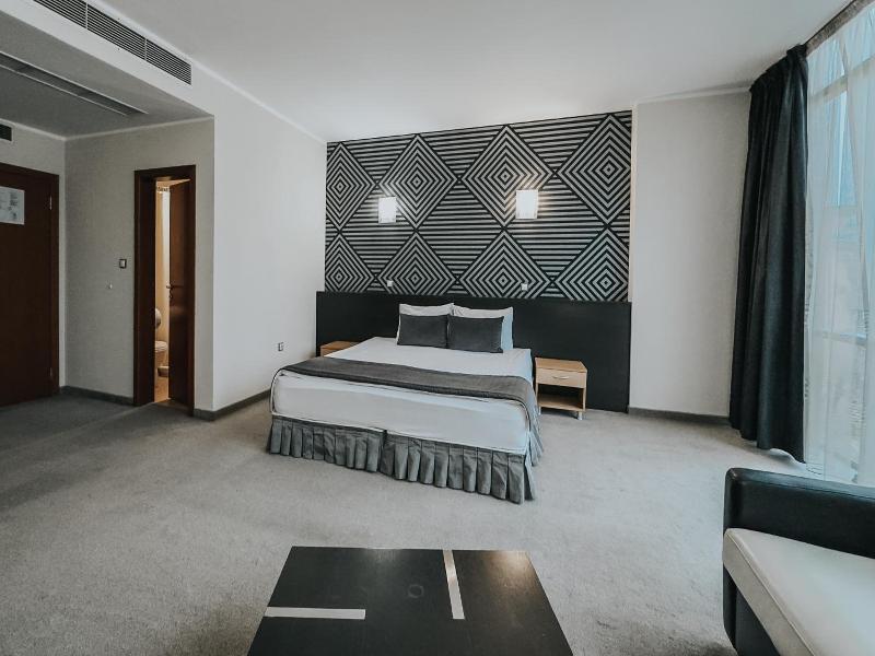 Hotel Noris image