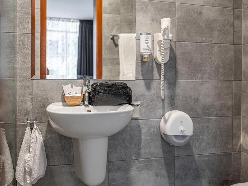 Hotel Noris image