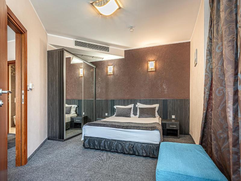 Hotel Noris image