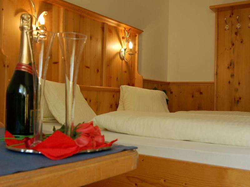 Hotel Schweizerhof image