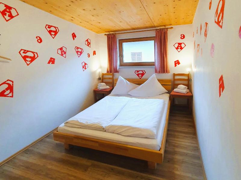 Alpking Hostel image