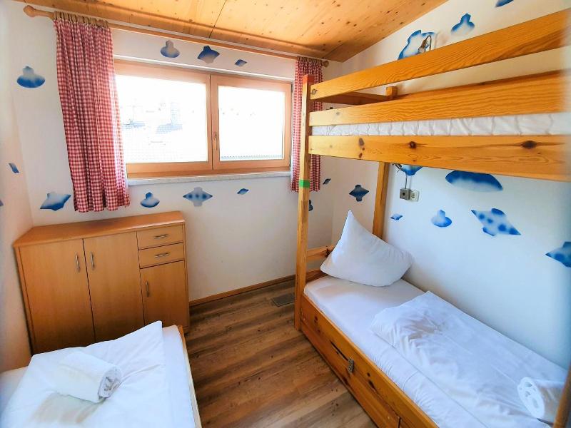Alpking Hostel image